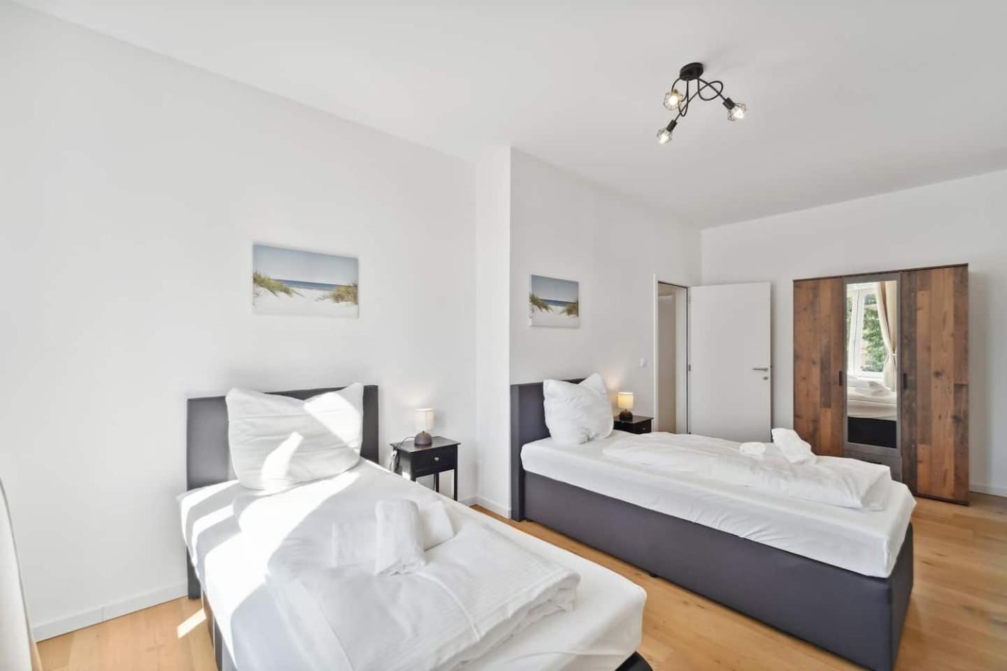 Infinity Stay Ferienapartments Rheinstrasse 威廉港 外观 照片