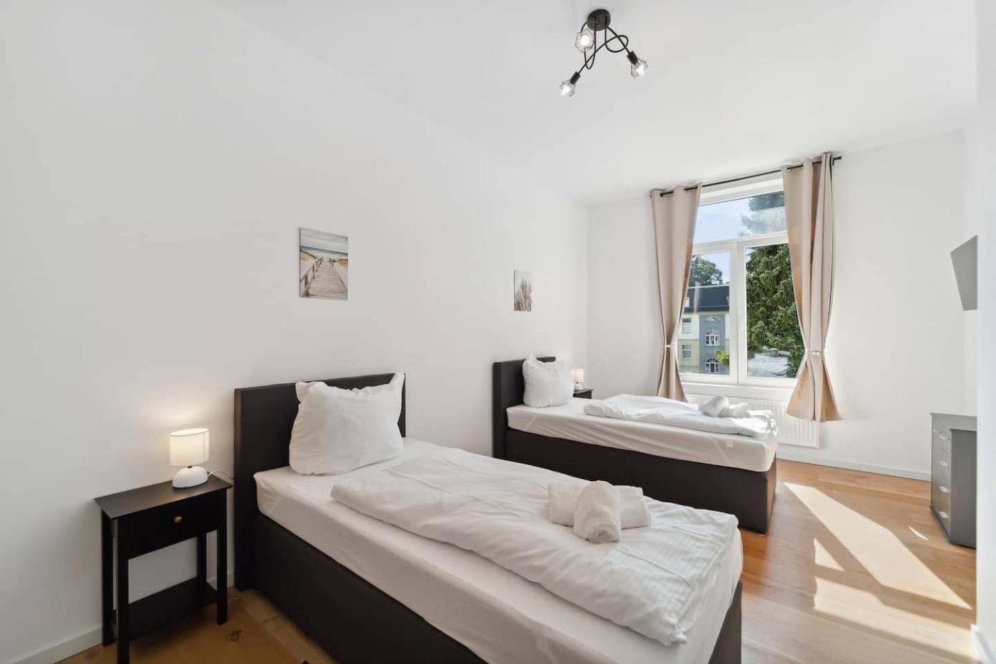 Infinity Stay Ferienapartments Rheinstrasse 威廉港 外观 照片