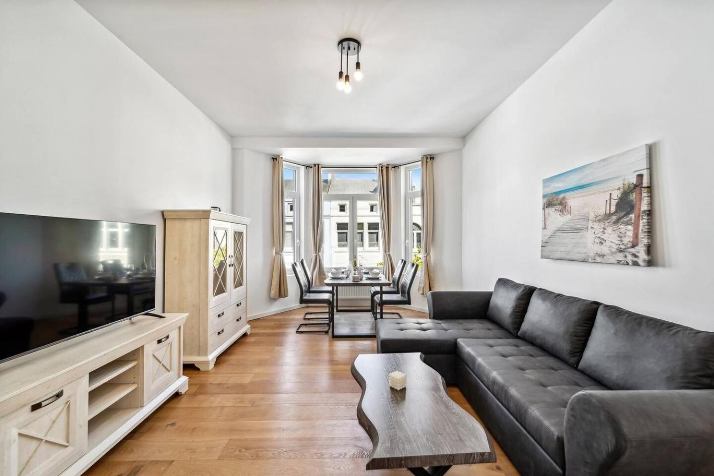 Infinity Stay Ferienapartments Rheinstrasse 威廉港 外观 照片