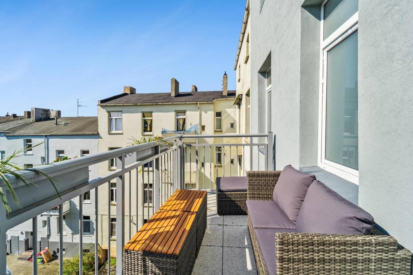 Infinity Stay Ferienapartments Rheinstrasse 威廉港 外观 照片