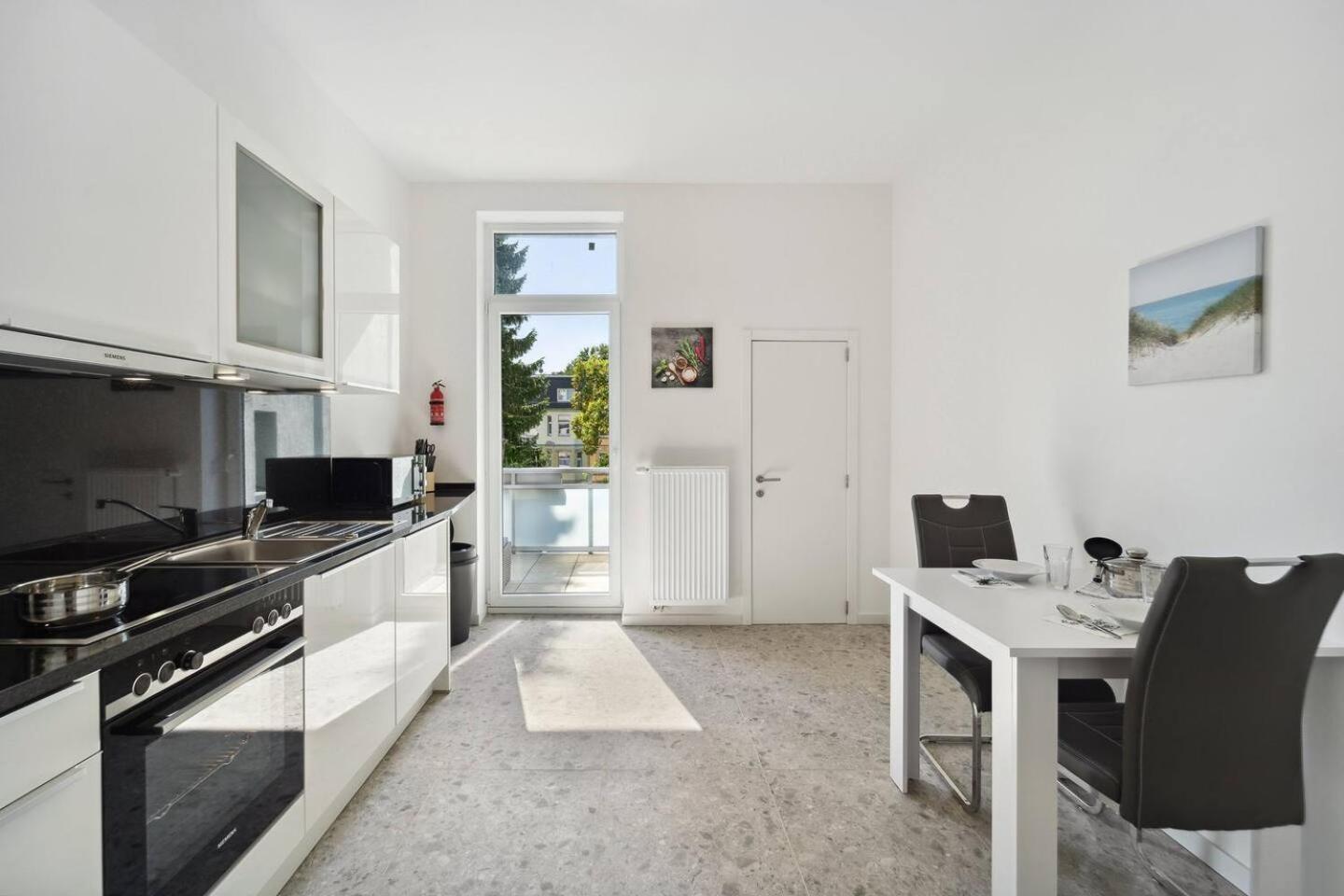 Infinity Stay Ferienapartments Rheinstrasse 威廉港 外观 照片