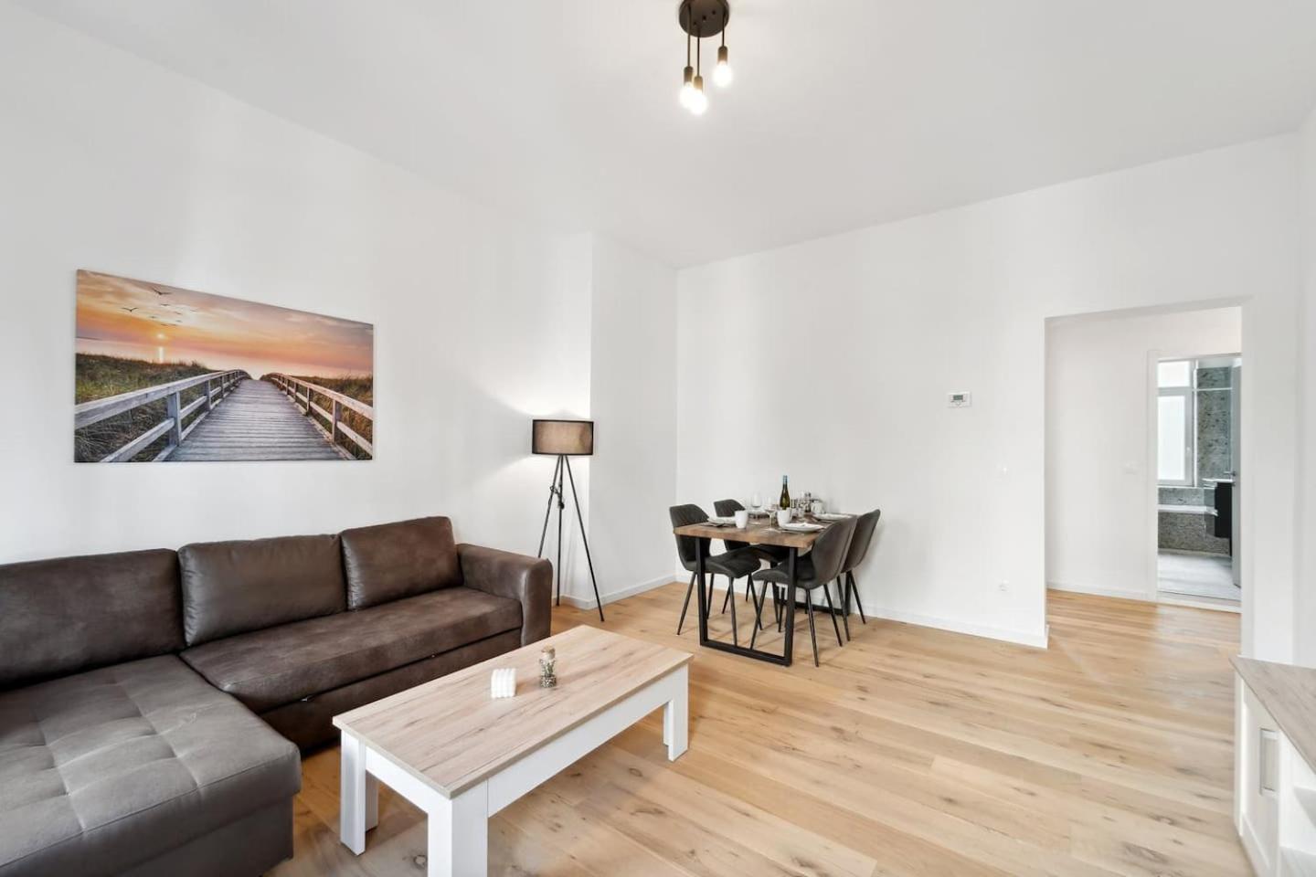 Infinity Stay Ferienapartments Rheinstrasse 威廉港 外观 照片