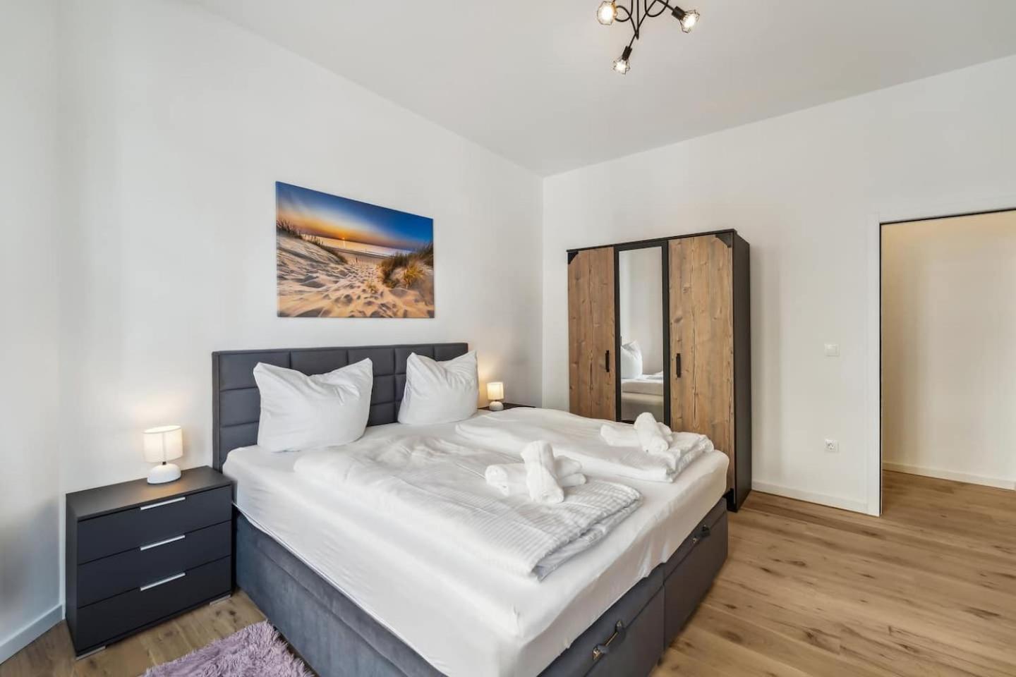 Infinity Stay Ferienapartments Rheinstrasse 威廉港 外观 照片