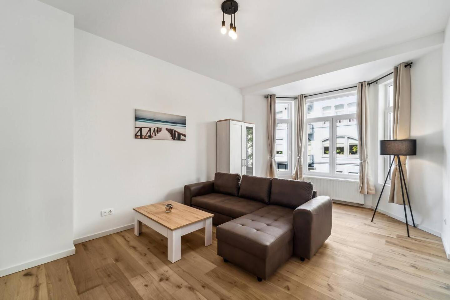 Infinity Stay Ferienapartments Rheinstrasse 威廉港 外观 照片