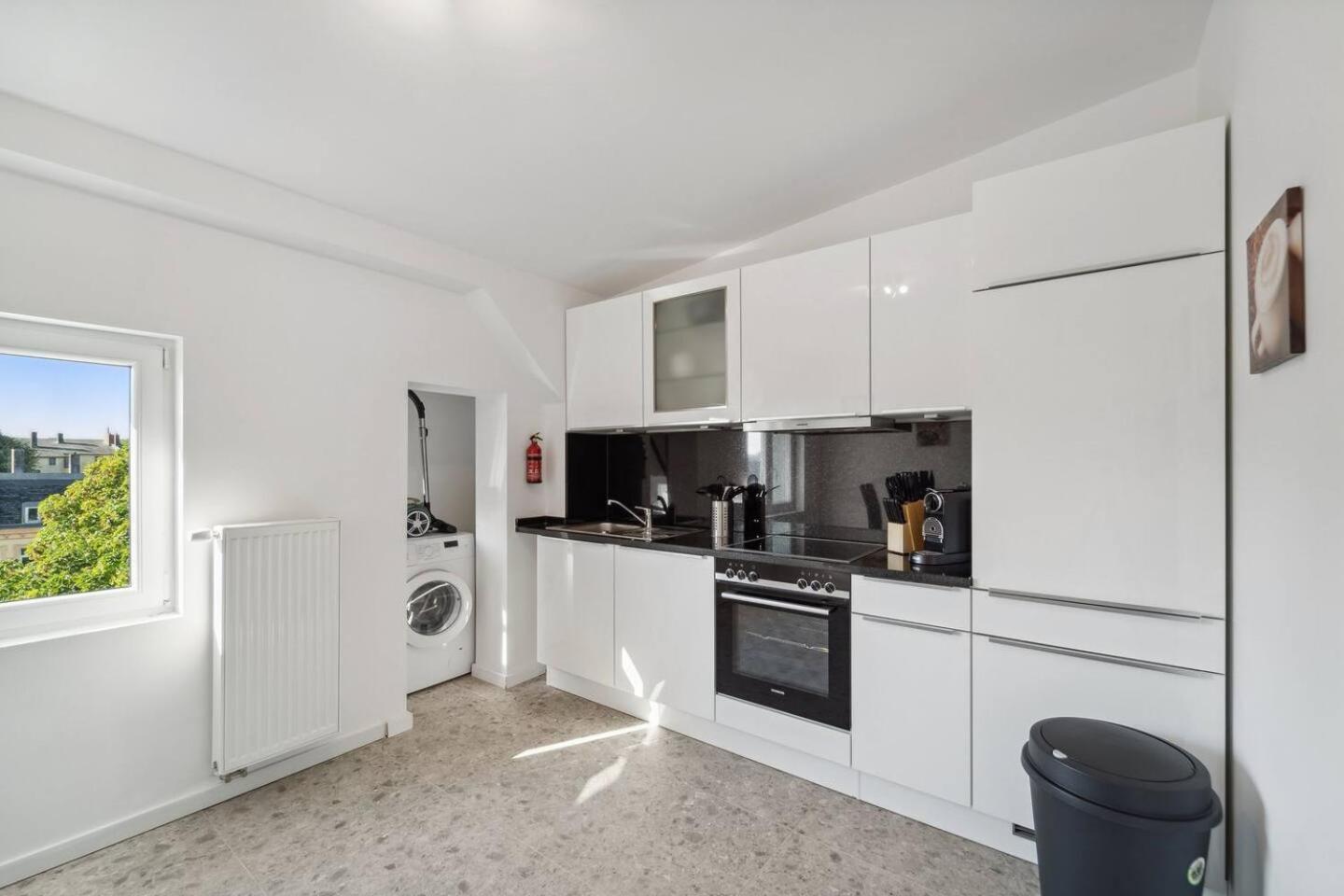 Infinity Stay Ferienapartments Rheinstrasse 威廉港 外观 照片