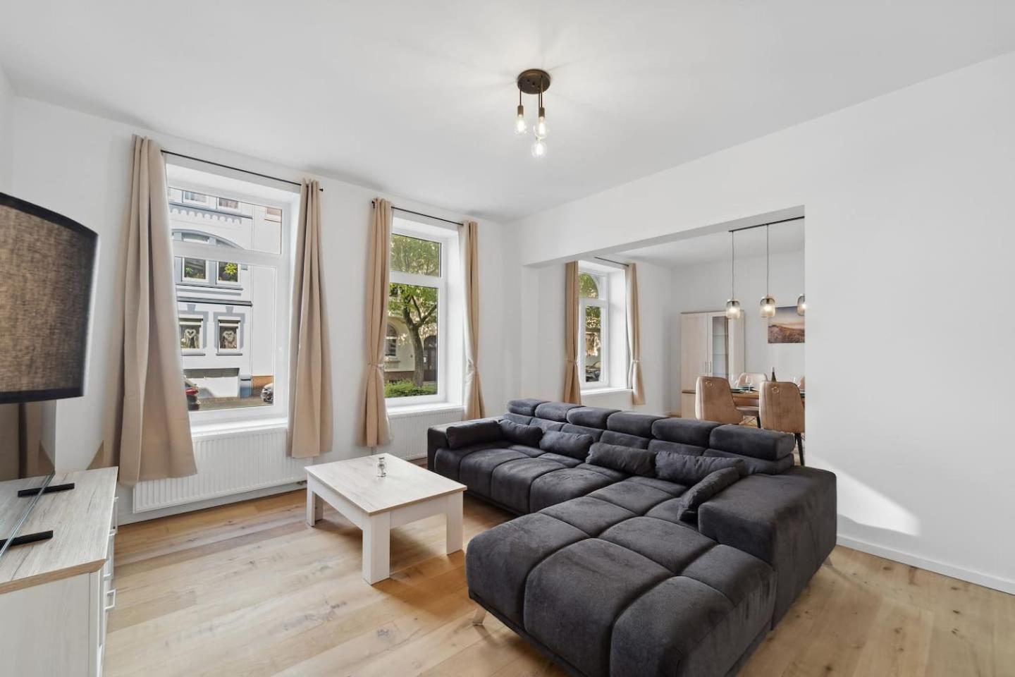 Infinity Stay Ferienapartments Rheinstrasse 威廉港 外观 照片