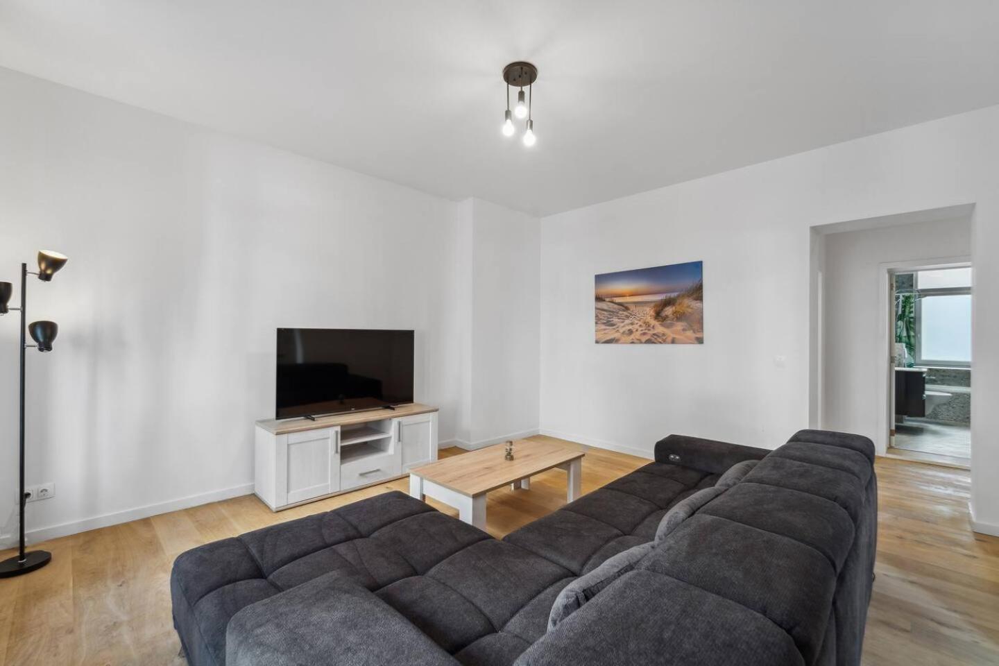 Infinity Stay Ferienapartments Rheinstrasse 威廉港 外观 照片